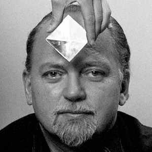 Robert Anton Wilson Ã¢â‚¬â€œ Some of BobÃ¢â‚¬â„¢s Favorite 100 Party Hits